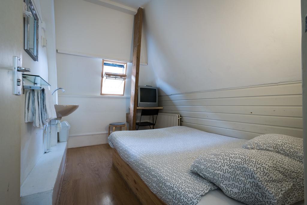 Stone Hotel & Hostel Utrecht Phòng bức ảnh
